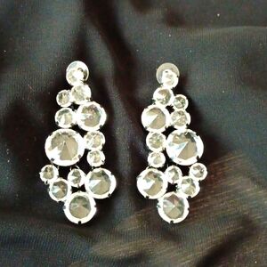 Lovely dangling earrings